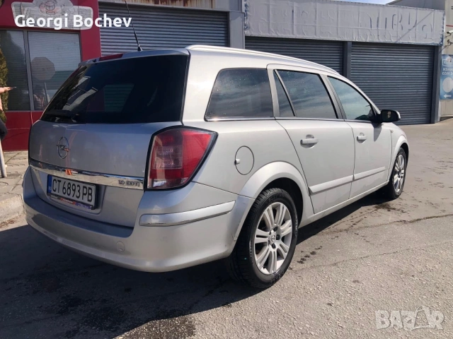 Opel Astra H 1.9 cdti, снимка 2 - Автомобили и джипове - 53676535