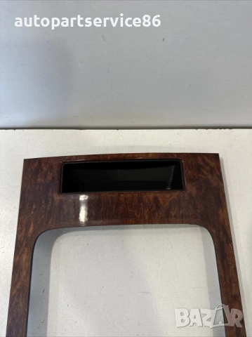 Облицовка около скоростния лост за Jeep Grand Cherokee 3.0 Crd (2007) X25032102, снимка 2 - Части - 53522177