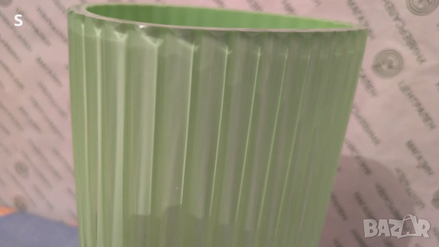 Стъклена ваза , снимка 6 - Вази - 53816886