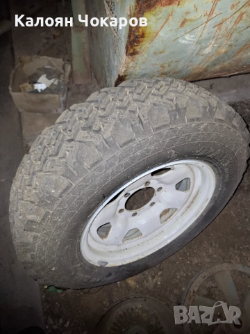 Джанта с гума за Toyota Land Cruiser, снимка 2 - Гуми и джанти - 52155442