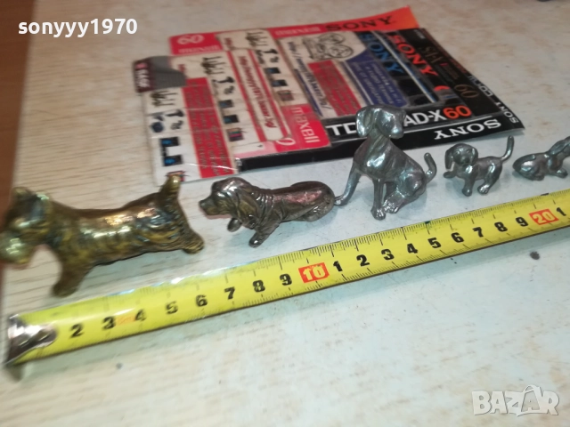 ГЛУТНИЦА-КУЧЕНЦА 0709250833, снимка 4 - Колекции - 51630160