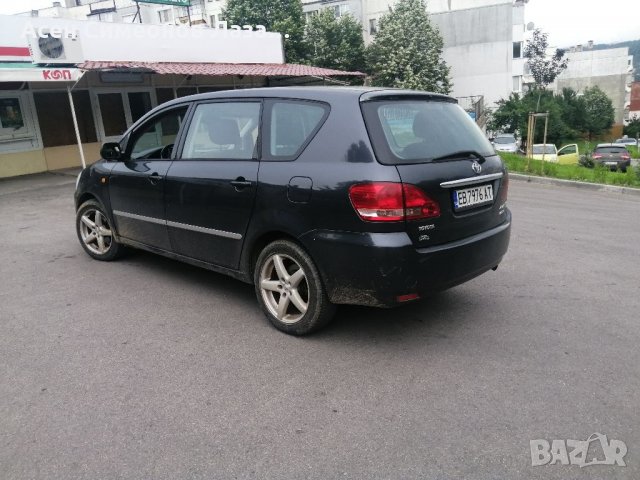 Toyota Avensis verso D4D Тойота Авенсис Версо Д4Д Дата на производство - май 2004г. Дизел , снимка 4 - Автомобили и джипове - 34047419