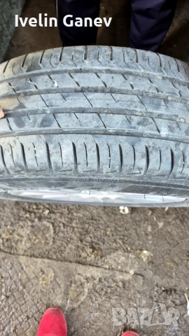 Летни гуми 205 65 15 карани са един сезон , снимка 3 - Гуми и джанти - 53522819