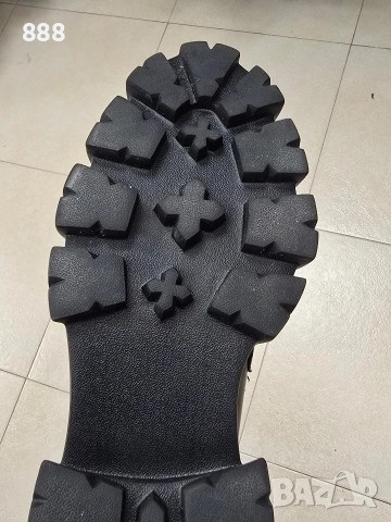 дамски обувки , снимка 4 - Дамски ежедневни обувки - 52814724