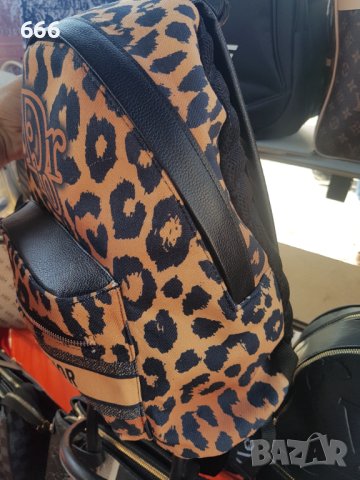 Раница, снимка 2 - Раници - 42148849