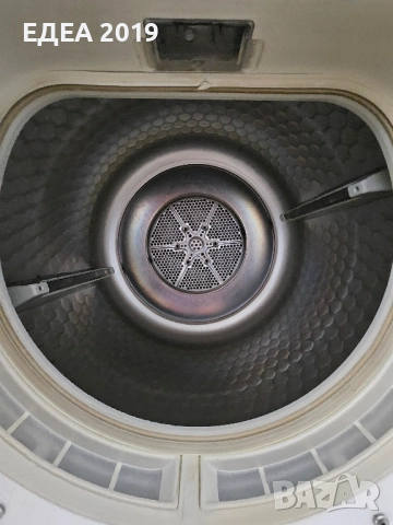 Нагревателна сушилня Míele, снимка 7 - Сушилни - 52529946