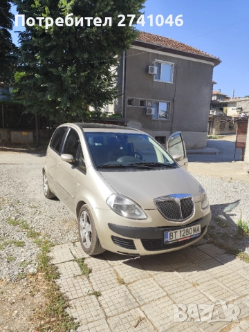 Идеалният градски автомобил. Висок, много маневрен, автоматични скорости, газова уредба.