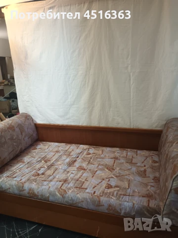 Диван - спалня (масивно дърво), снимка 3 - Дивани и мека мебел - 50821696
