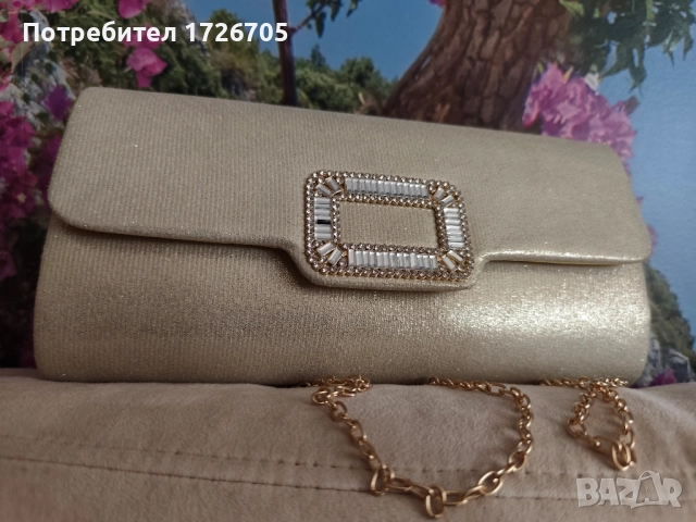 Страхотен комплект от златиста чанта+гривна+ гердан, снимка 8 - Чанти - 52184816