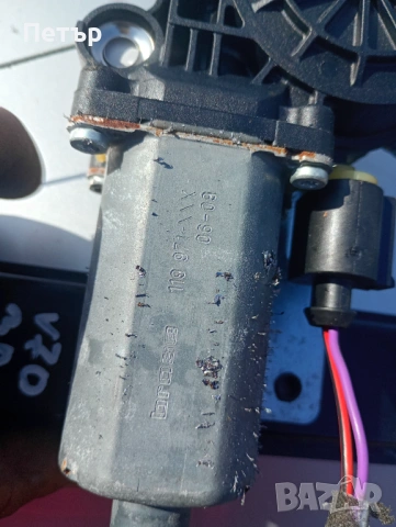 Заден ляв стъклоповдигач volvo S60 S80 V70 CX70 , снимка 3 - Части - 53773901