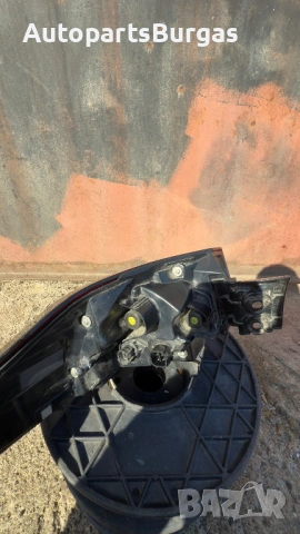 Toyota corolla cross - Десен външен стоп (USA), снимка 3 - Части - 53521348