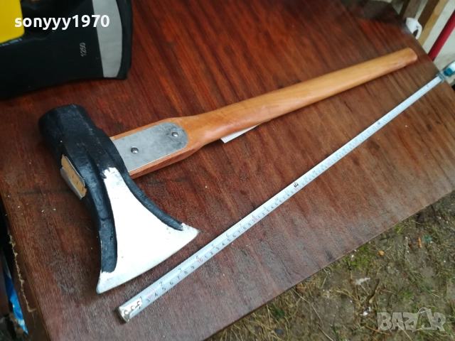 ЯКА БРАДВА С КЛИН-90СМ 2КГ С МЕТАЛНА ПЛАНКА 0810251727