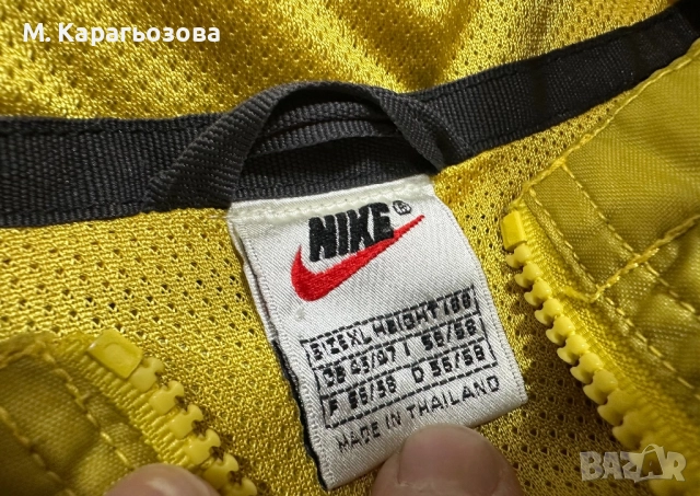 Оригинална винтидж ветровка Nike, Размер XL, снимка 6 - Спортни дрехи, екипи - 52383308