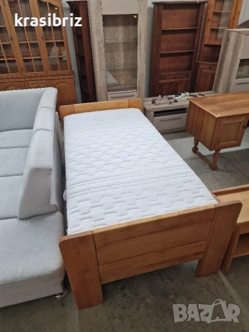 Масивно Легло с Нощно шкафче-внос от Германия!, снимка 2 - Спални и легла - 53506805