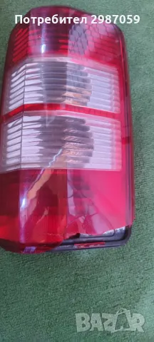 Dodge nitro фарове, стоп и бас каса с усилвател , снимка 3 - Части - 50127306