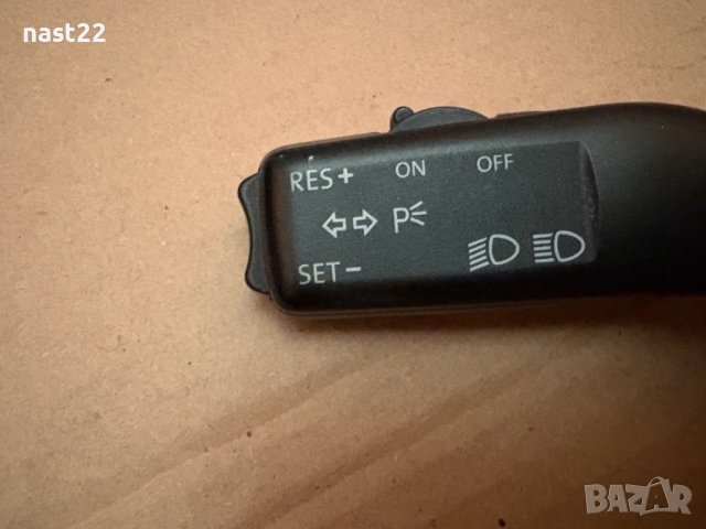 Лостче за автопилот и мигачи Фолксваген Голф 5/ VW Golf 5, снимка 2 - Части - 53139267