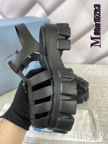 сандали prada, снимка 4 - Сандали - 50901748