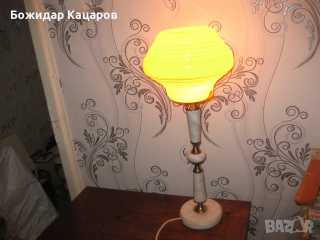 Стара лампа от соца. Цена- 45 лева. Лично взимане., снимка 4 - Лампиони - 36115531