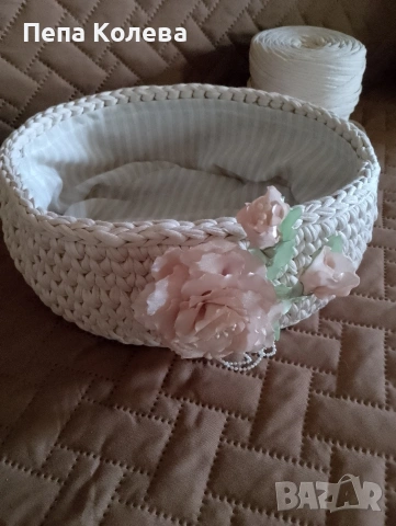 Ръчно плетен панер от прежда Макарон 