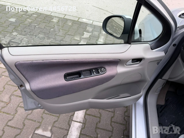 Продавам Peugeot 207 1.4 HDI, снимка 3 - Автомобили и джипове - 53629269