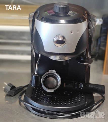 ЕСПРЕСО КАФЕМАШИНА DELONGHI работеща(може коментар по цената)