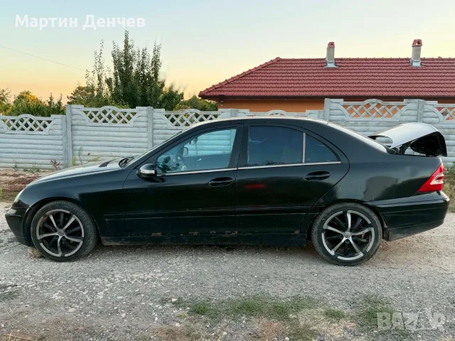 Mercedes-benz c200 компресор W203 на части или цяла Газ-бензин, снимка 3 - Автомобили и джипове - 55989772