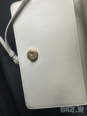 Оригинална чанта Pinko, снимка 9 - Чанти - 53721077