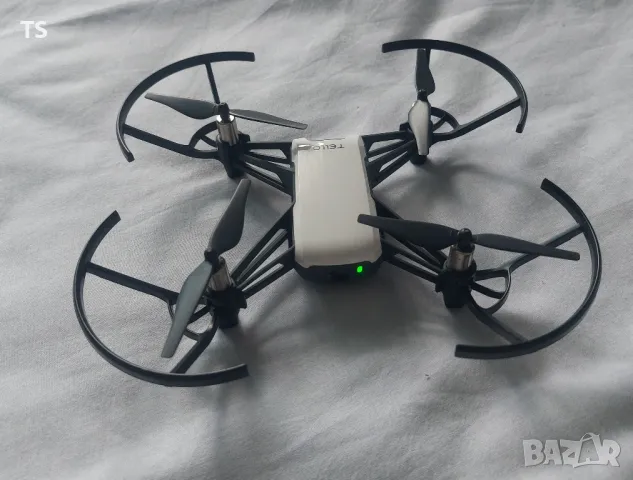 Дрон Tello комплект , снимка 7 - Дронове и аксесоари - 50346265