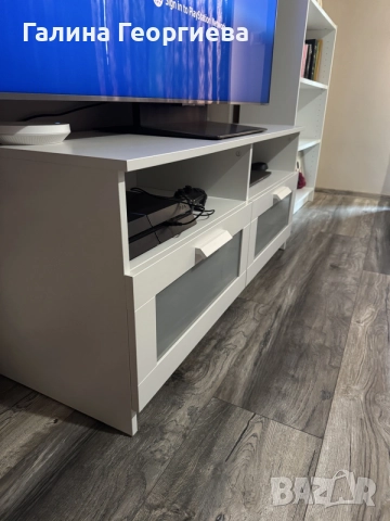 Бял тв шкаф IKEA, снимка 3 - Шкафове - 55596351