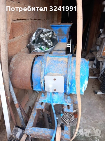 продавам трифазна чукова ярмомелка , снимка 3 - Други машини и части - 53793163
