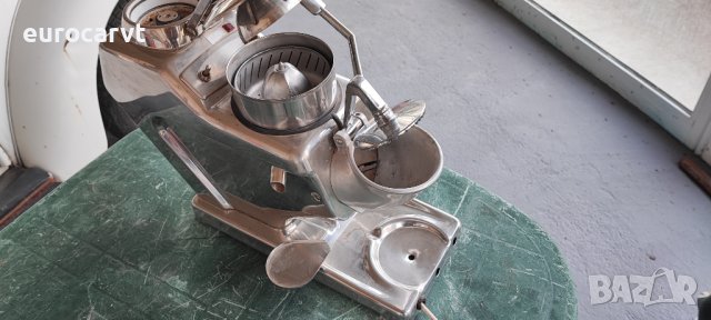 фреш машина за цитруси, ледотрошачка и кана, снимка 6 - Сокоизстисквачки и цитрус преси - 39201680