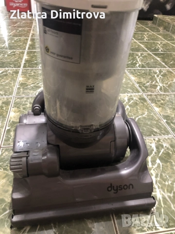 Dyson прахосмукачка, снимка 4 - Прахосмукачки - 56231338