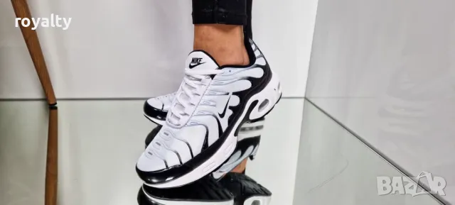 Nike дамски маратонки , снимка 3 - Маратонки - 49211421