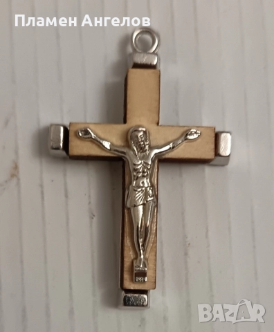 Кръстче, медальон, висулка