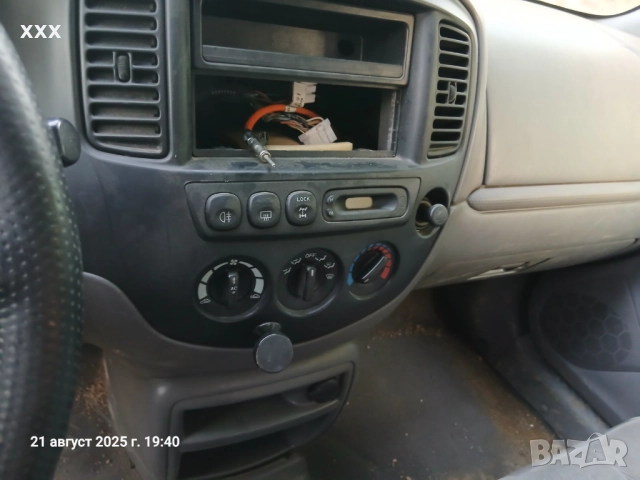 Мазда Трибют 4х4, снимка 3 - Автомобили и джипове - 51544139