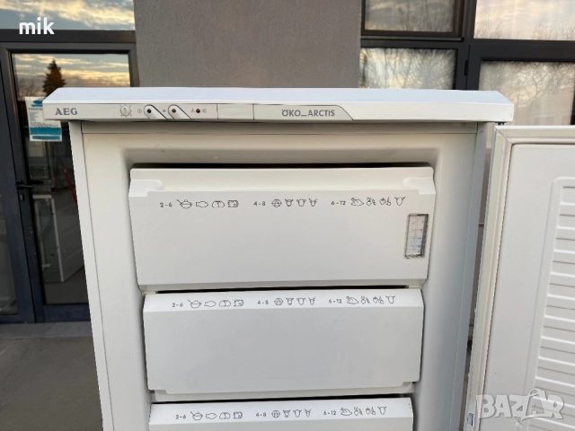 Фризер AEG 155см , снимка 4 - Фризери - 52827029