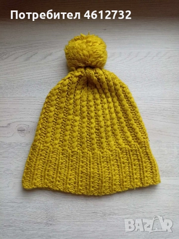 Детска шапка Stella McCartney, снимка 6 - Шапки, шалове и ръкавици - 53571360