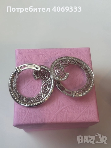 Обеци от бяло 18к злато “Valentin” ⚖️7.59гр С монтирани 96 бр 💎💎💎, снимка 7 - Обеци - 51747992