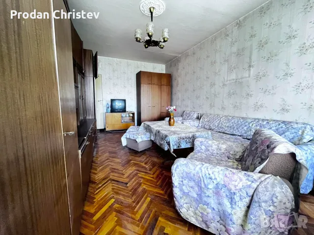 Двустаен апартамент 62 кв.м в Люлин 4, бл. 416 - от собственик