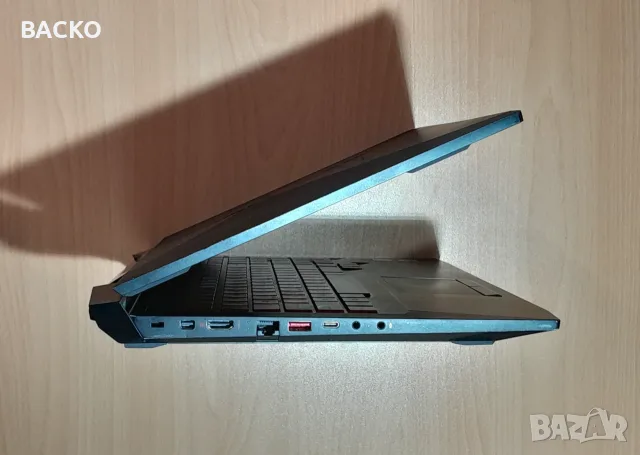 Лаптоп HP OMEN 15-ce001ne / I7-7700HQ / GTX 1050 TI за окомплектоване, снимка 3 - Лаптопи за игри - 55769137