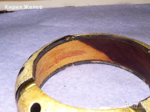 СТАРА ДЪРВЕНА РЯДКА РЪЧНА ИЗРАБОТКА РЕТРО ГРИВНА с БРОНЗОВИ ЕЛЕМЕНТИ 70011, снимка 5 - Антикварни и старинни предмети - 41202153