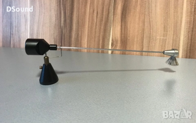 Thorens Original Tonearm Record Brush – аудиофилска антистатична четка за грамофон
, снимка 2 - Грамофони - 52338522
