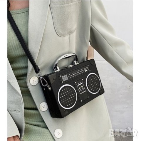 Малка чантичка Cassette Player, снимка 9 - Чанти - 41477271