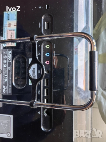 Продавам Asus - две в едно, снимка 16 - Работни компютри - 52623225