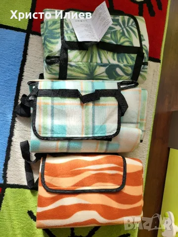 Одеяло за пикник 135см х 175см Сгъваемо с дръжка Постелка 3 цвята, снимка 2 - Къмпинг мебели - 47786937