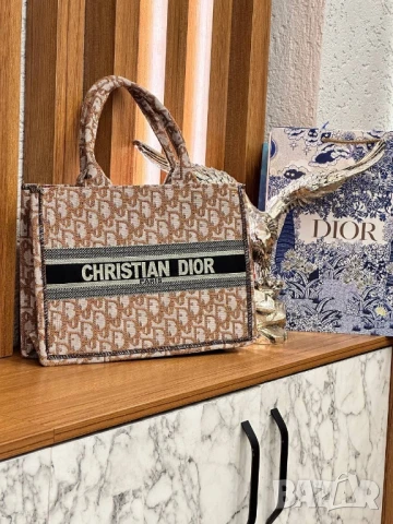 чанти christian dior , снимка 5 - Чанти - 51003621