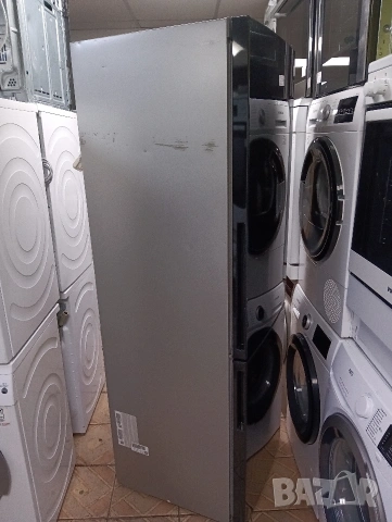 Черен комбиниран хладилник с фризер Бош Bosch с две години гаранция!, снимка 9 - Хладилници - 53776158