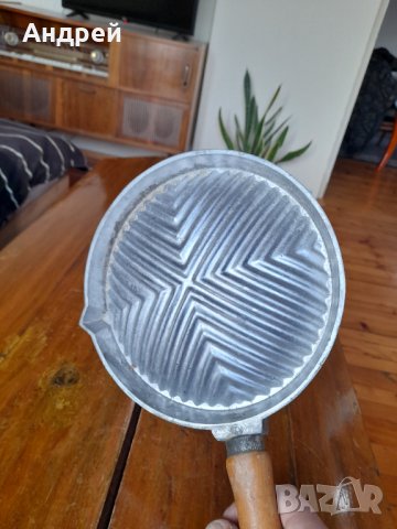 Стар сач за гофрети, снимка 5 - Антикварни и старинни предмети - 35813597