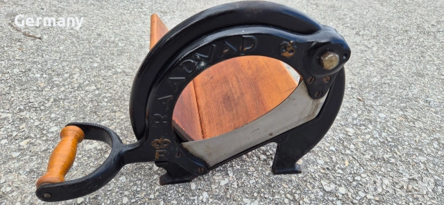 vintage raadvad slicer cutter ретро гелотина за хляб резачка, снимка 3 - Антикварни и старинни предмети - 53608343