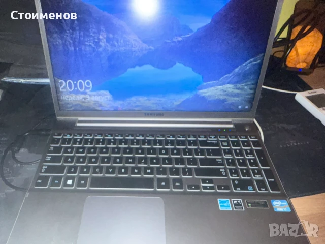 Лаптоп Samsung 700Z